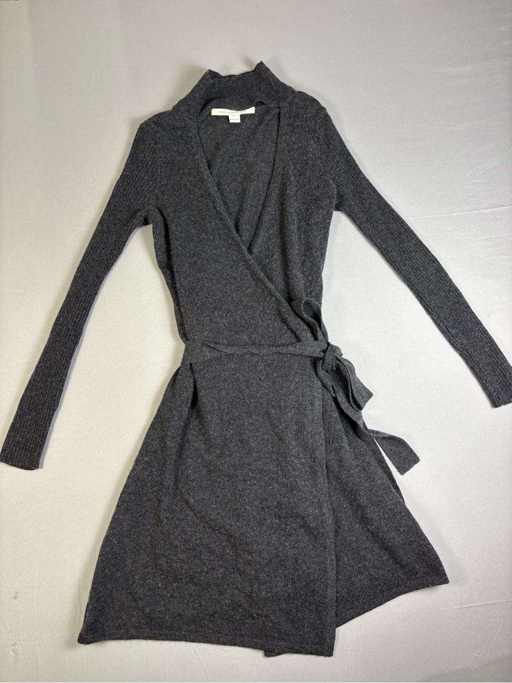 Diane Von Furstenberg Cashmere and Wool Charcoal Wrap Knit Long Sleeve Dress XS - Picture 2 of 11